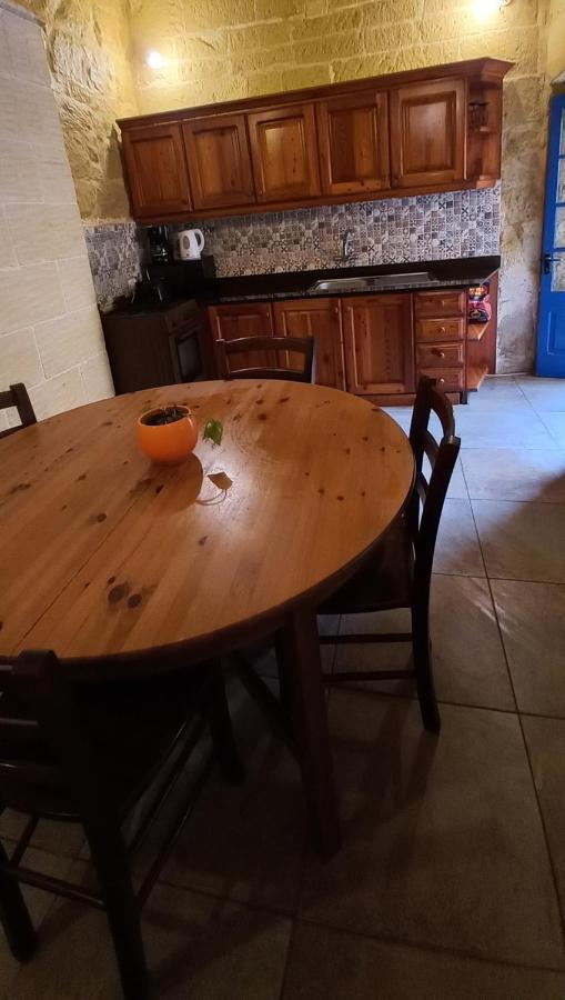 Ta Lucia Farmhouse With Private Pool And Bbq Villa Santa Luċija Eksteriør billede